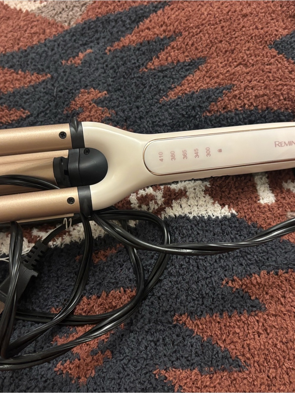Remington Gold and Cream Triple Barrel Waver Hair Styling Tool